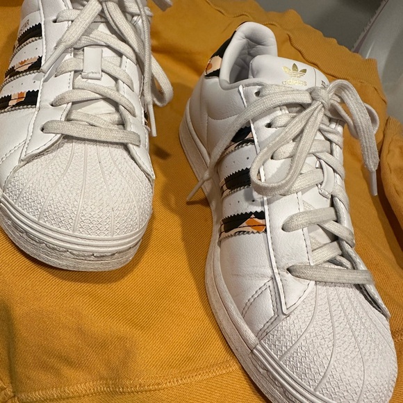 Adidas Marimekko white sneakers, size 7, unique - Picture 3 of 10